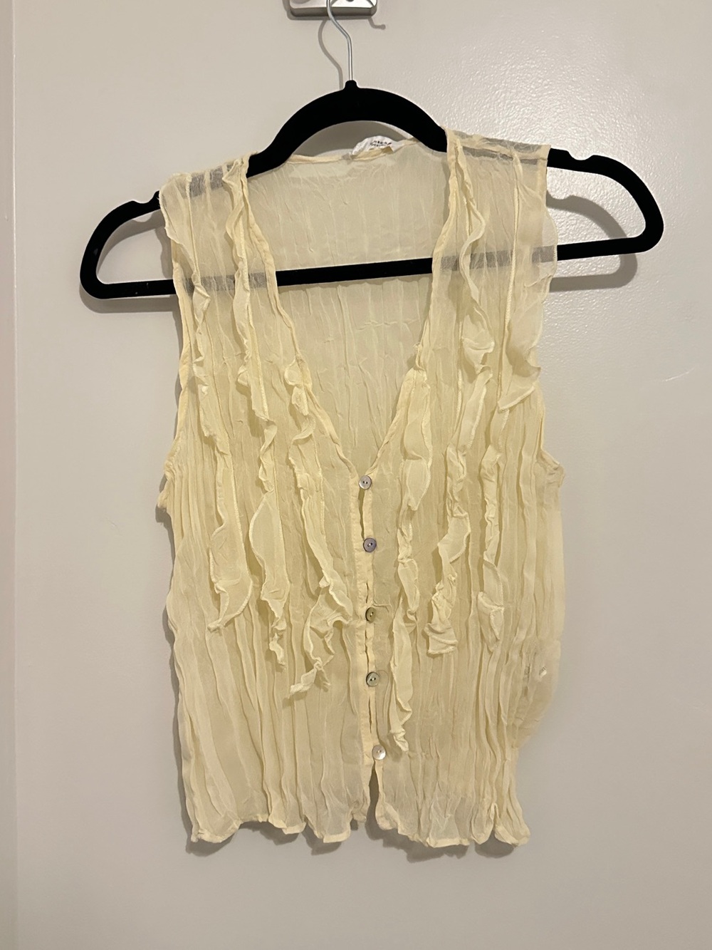 Zara Cream Ruffle V-Neck Button Front Sleeveless Top